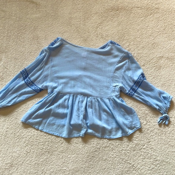 Blue flow blouse🌊 - Picture 2 of 2